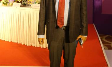 சென்னையில், இந்தியா - நமீபியா வர்த்தக உச்சி மாநாட்டை, நமீபிய வர்த்தக ஆணையர் டாக்டர் பி.ராதாகிருஷ்ணன் தொடங்கி வைத்தார்.