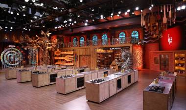 Innovative Film Academy’s MasterChef Tamil presents top 14 contestants    