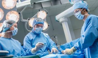 Bizarre! Gujarat hospital to pay Rs 11.23 lakh compensation to patient after doctor removes 'kidney' instead of 'stone'