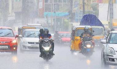 தமிழ்நாட்டில் தொடர் மழை இன்று பள்ளிகளுக்கு விடுமுறை அறிவிப்பு!