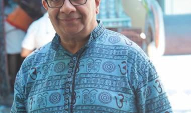 CHARUKESI, the new stage production by UAA in its 70th year and Ygee Mahendra in his 60th year on Stage. It is a Carnatic  Musician's Life S(R)Aga