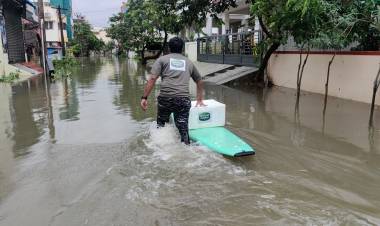 "Gourmet Garden during Chennai Floods"