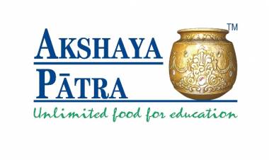 Akshaya Patra Undertakes Relief Feeding to Aid the Flood-Affected People of Chennai and Puducherry