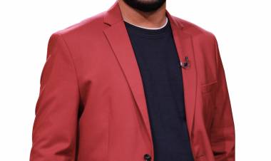  Ab success paane ke liye, zaroori hai sirf ek powerful idea!  Celebrating entrepreneurship, Sony Entertainment Television is all set to launch the globally renowned business realty format – Shark Tank India