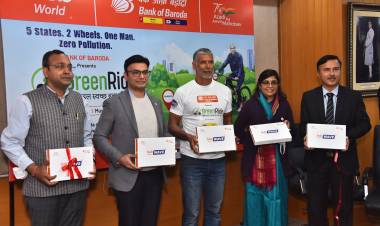 Bank of Baroda launches bob World Wave, a wearable payment solution