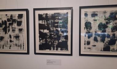 Artist expresses the universality of emotions and human response to nature on canvas