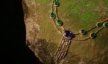 TANISHQ UNVEILS ‘RHYTHMS OF RAIN’