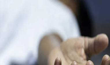 திருவள்ளூர் ஐயர் கண்டிகையில் சினிமா படப்பிடிப்பின் போது ஏற்பட்ட விபத்தில் லைட்மேன் பலி