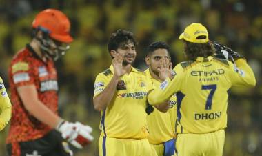 சென்னை சேப்பாக்கத்தில் எதிர்பார்த்தது போலவே நேற்று சிஎஸ்கே வென்றது.