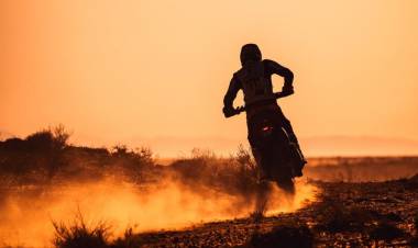 HERO MOTOSPORTS SCRIPTS HISTORY – ROSS BRANCH IS THE NEW FIM WORLD RALLY-RAID CHAMPION!