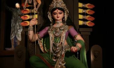 Mamata Banerjee Inaugurates Bhowanipur 75 Palli’s 61st Durga   Puja Pandal Showcasing the 2025 Theme “Binodini"...