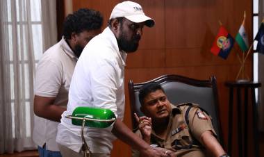 *சிஷ்யனை இயக்கும் குரு: ஆர் கே செல்வா (வின்சென்ட் செல்வா) இயக்கத்தில் மிஷ்கின் நடிக்கும் 'சுப்ரமணி'*