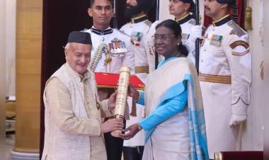 President Droupadi Murmu confers 66 Padma awards