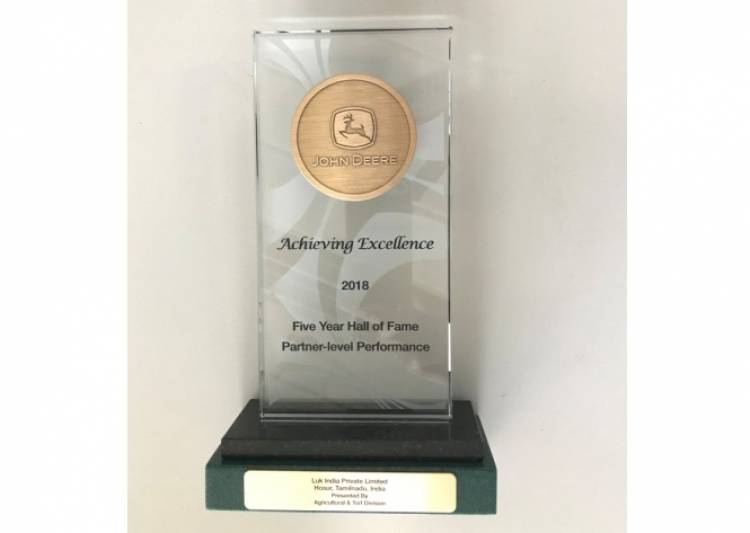 Schaeffler earns recognition as a John Deere “Hall of Fame Supplier”