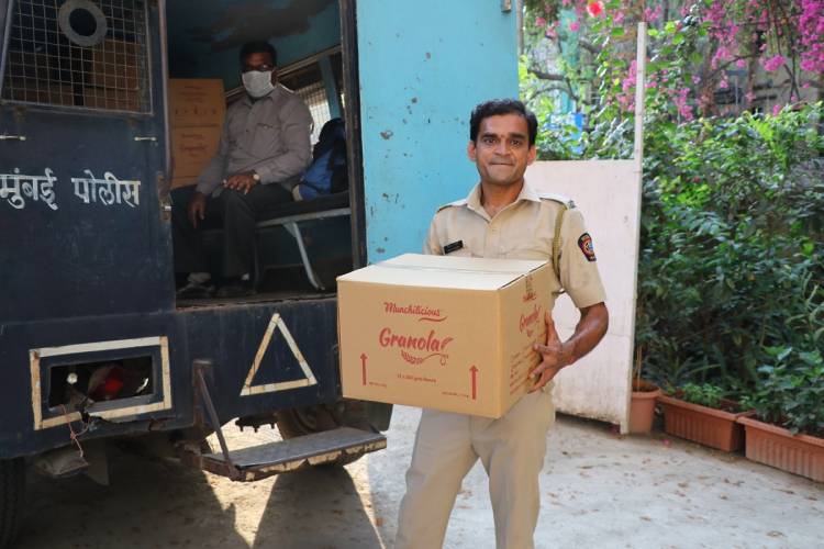 COVID relief for cops: Mumbai Police get 6,000 healthy nutrient-rich Munchilicious Granola packs