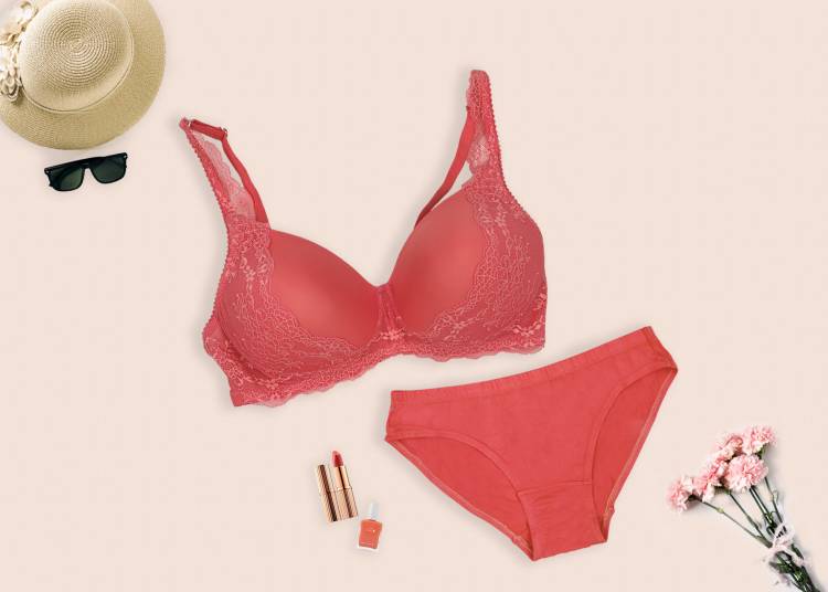 Grab Groversons Paris Beauty Bridal Lingerie Sale Collection This Wedding Season for Just Rs. 999
