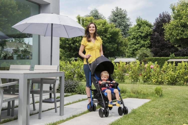 CHICCO’s ECHO STROLLER  FOR A COMFORTABLE AND FASHIONABLE RIDE WITH YOUR LITTLE ONE.
