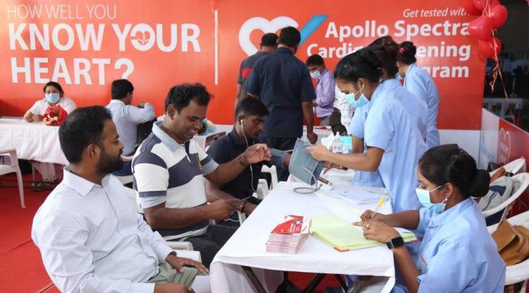 Apollo Hospitals & HMR, conduct Free Cardiac Screening to commemorate the World Heart Day at Ameerpet Metro Station!
