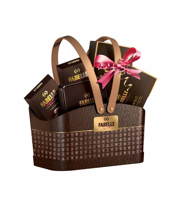 This Wedding Season, Fabelle Exquisite Chocolates makes gifting impeccable with magnificent Gift Bouquets