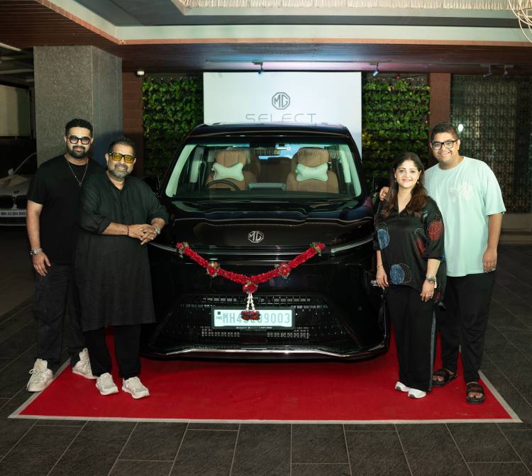 JSW MG Motor India Delivers the Presidential MG M9 to  Music Maestro Shankar Mahadevan