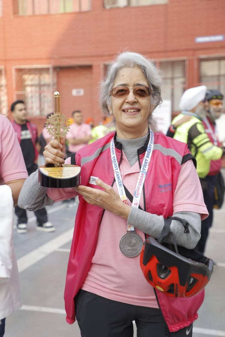 Gulabi Udaan' Cyclothon Successfully Unites Hundreds in Delhi to Champion Breast Cancer Awareness and Early Detection