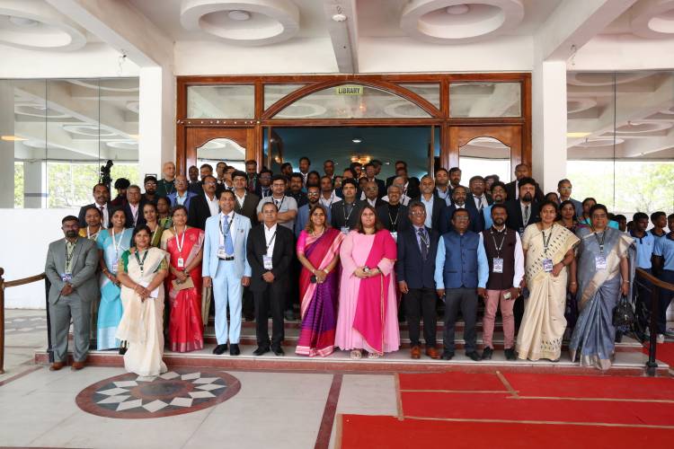 தொழில் மற்றும் கல்வி இணைப்பை வலுப்படுத்தும் வகையில் ‘Industry–Academia Leadership Roundtable 2026’ நிகழ்வை நடத்திய ஜேப்பியார் பல்கலைக்கழகம்!