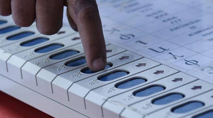 தேர்தல் நாளில் ஊழியர்களுக்கு ஊதியத்துடன் விடுமுறை – தேர்தல் ஆணையம் உத்தரவு