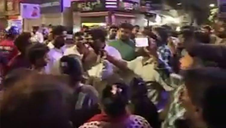 முதலமைச்சர் ஜோசப் வீட்டு அருகே போராட்டத்தில் ஈடுபட்ட பொதுமக்கள்!