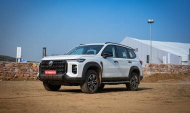 JSW MG மோட்டார் இந்தியா அறிமுகம் செய்த இந்தியாவின் முதல் D+ SUV MG MAJESTOR க்கு 5-5-5 திட்டத்தை இணைத்தது,JSW MG Motor India introduces a unique 5-5-5 Programme for India’s First D+ SUV - MG MAJESTOR