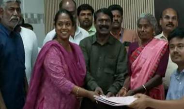 காரைக்குடி தொகுதியில் போட்டியிடும் சீமான் வேட்புமனு தாக்கல் செய்தார்