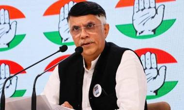 Congress Supports Pawan Khera, Won’t Back Down: Rahul