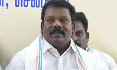 காங்கிரஸ் தலைவர் செல்வப்பெருந்தகை வீட்டில் வருமான வரித்துறை சோதனை!