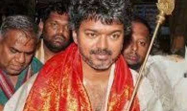 Vijay offers prayers at Thiruchendur Murugan Temple
