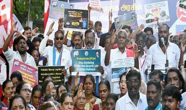 Left Parties Protest LPG Hike, Railway Cuts