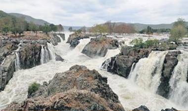 Supreme Court to hear Tamil Nadu plea seeking Cauvery water from Karnataka on August 13