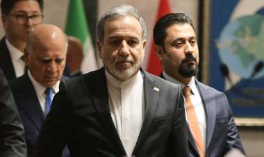 Iranian Foreign Minister Araghchi Heads to Beijing for Talks with Wang Yi Amid Regional Tensions