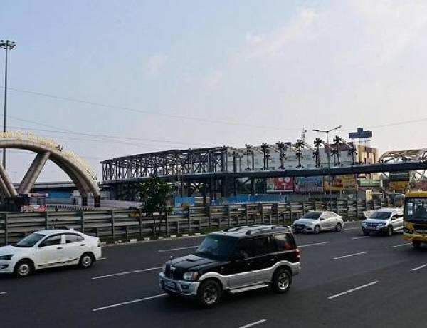 CMDA to Fix Safety Issues in Kilambakkam Skywalk