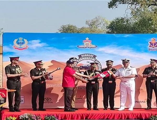 Army Chief Flags Off RannBhoomi Expedition Finale