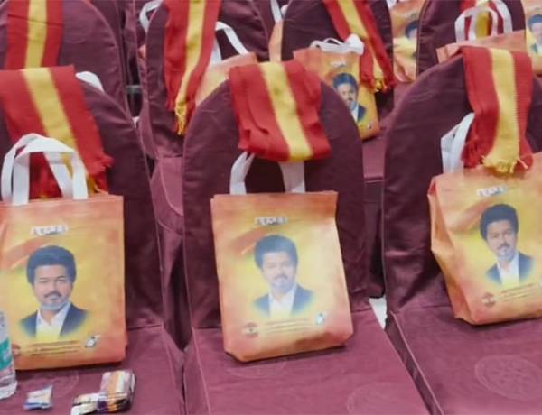 பிற கட்சி நிர்வாகிகள் இணைப்பு விழா! – கார்ப்பரேட் பாணியில் விழா ஏற்பாடு செய்த த.வெ.க