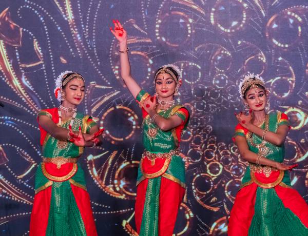 AU Small Finance Bank Presented ‘The Madras Affair’ at Taj Connemara, Chennai, with RMKV Wedding Silks as Showcase Partner