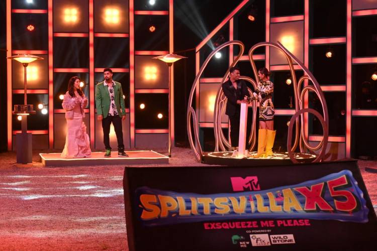 Twits, Drama and betrayals prevail in the latest episodes of MTV Splitsvilla X5: ExSqueeze Me Please with Uorfi’s secret challenges!