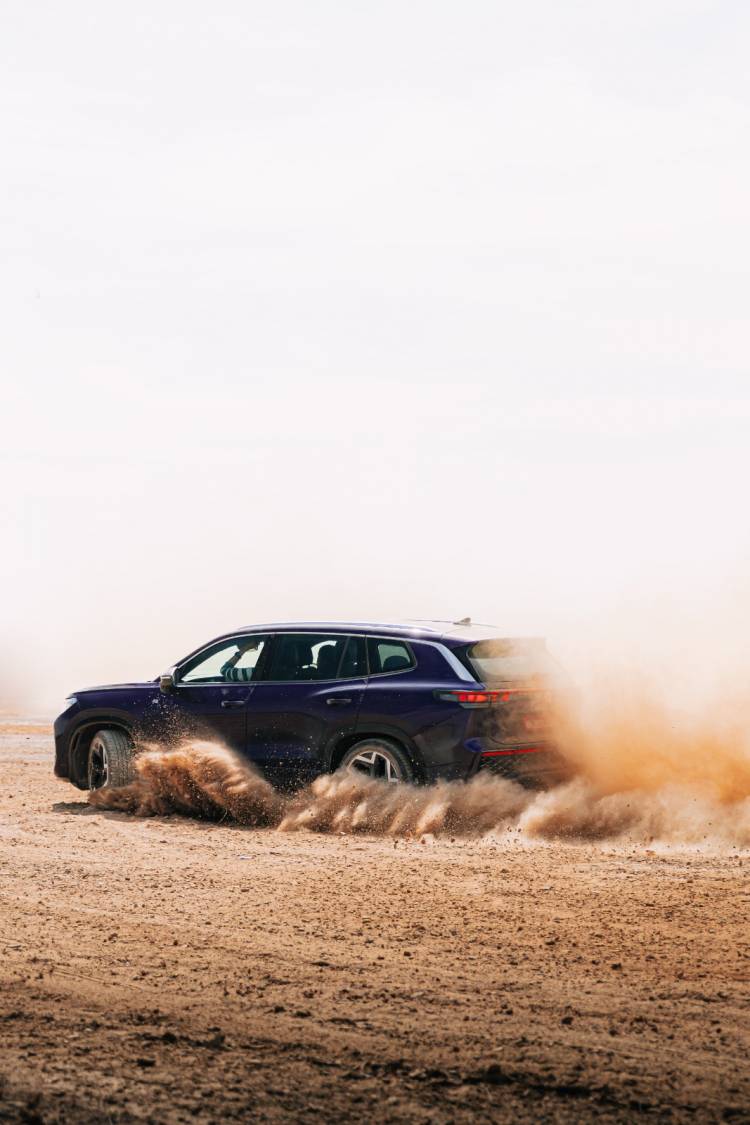 Volkswagen Tayron R-Line Pre-Bookings Open