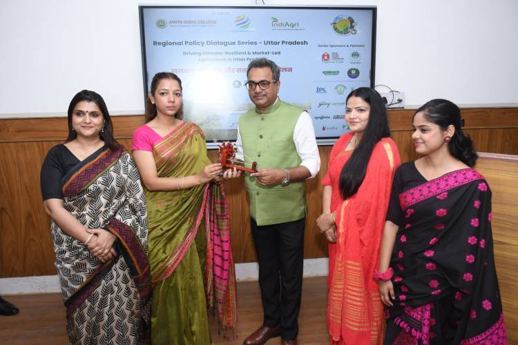 Baghpat pushes chia cultivation in shift towards climate-resilient farming, DM applauds farmers
