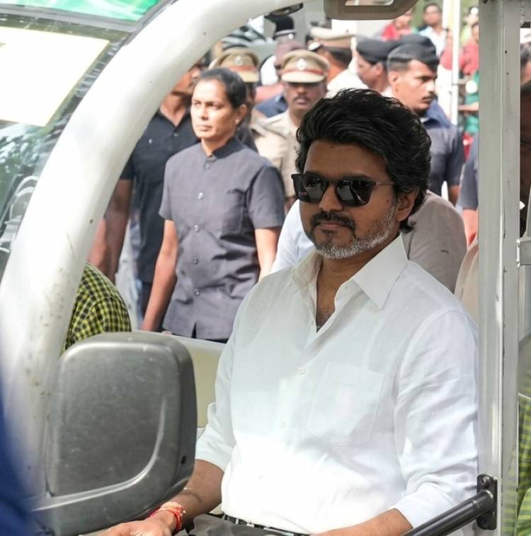 தமிழக முதல்வர் விஜய் தலைமை செயலகத்தில் ஆய்வு