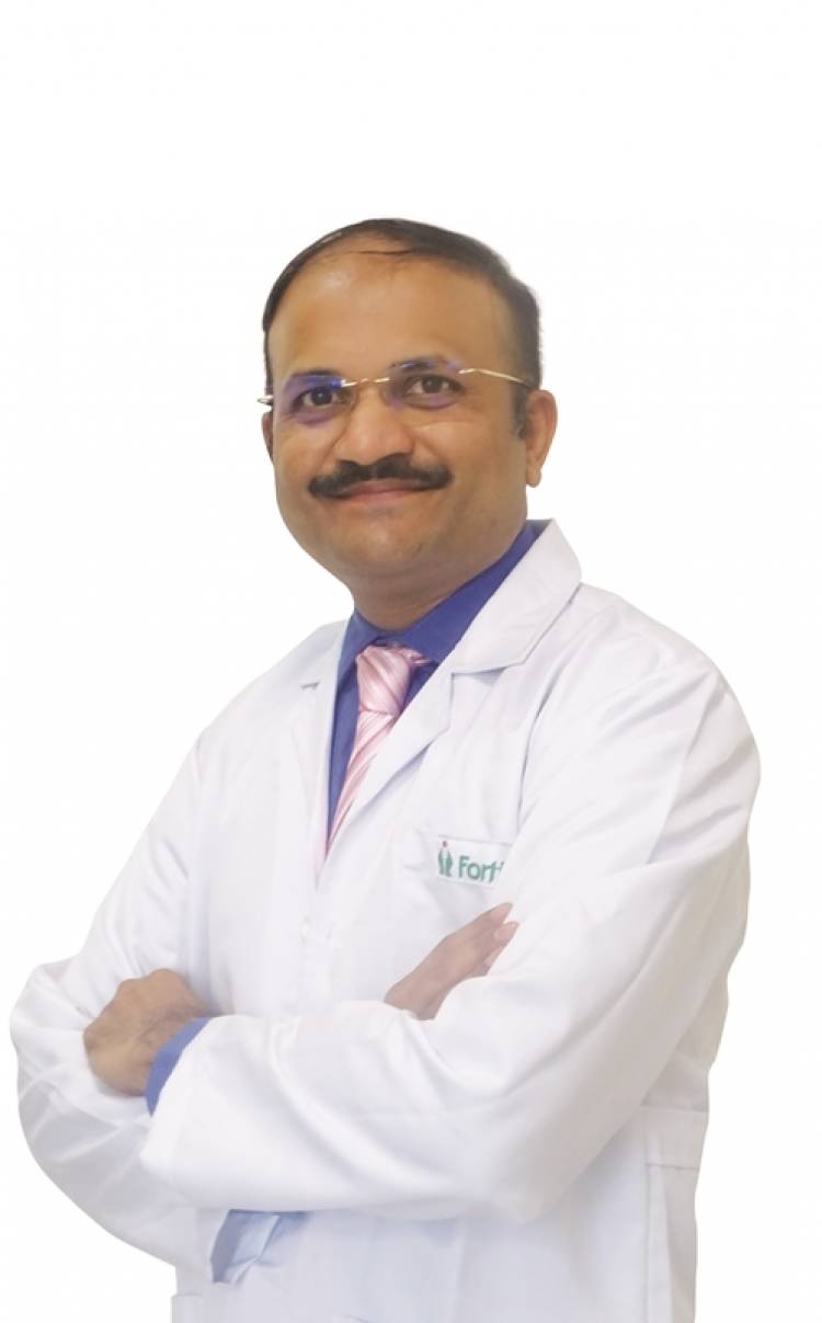 Fortis Bannerghatta Road Successfully Removes 200+ Gallstones from 71-Year-Old Breast Cancer Patient Through Robot-Assisted Surgery