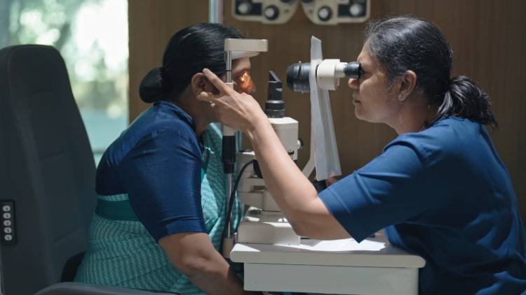 Diabetes Emerging as Key Factor Behind Rising Early Cataract Cases in India, Say Doctors