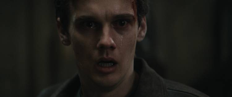 சோனி பிக்சர்ஸ் என்டர்டெயின்மென்ட் இந்தியா வழங்குகிறது  - EVIL DEAD BURN