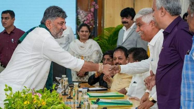  Shivakumar Urges Congress MLAs to Be Patient